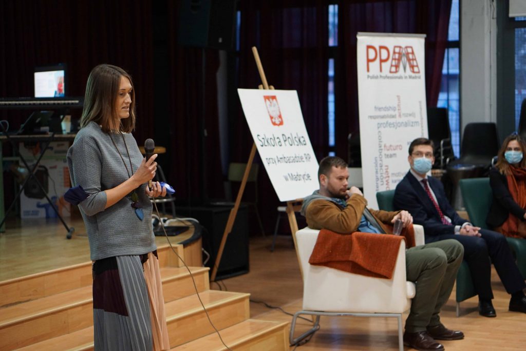 Spotkanie licealistów z ciekawymi Polakami – ,,Mój Mentor”  część 1