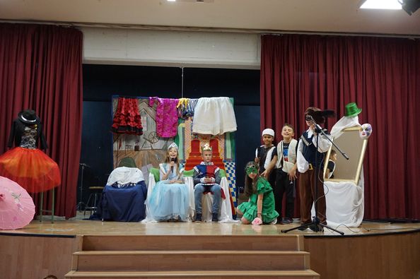 Zapraszamy do teatru na ,,Zabawę w śpiącą królewnę”