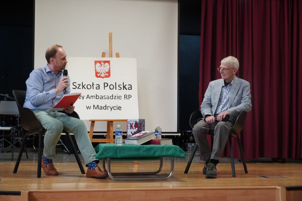 Spotkanie z Thomasem Urbanem, autorem książki o Katyniu